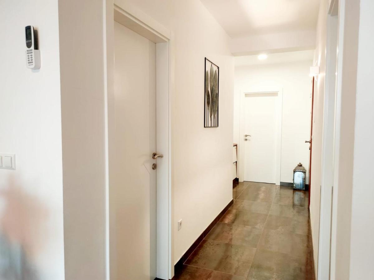Apartments Elin Omiš Εξωτερικό φωτογραφία
