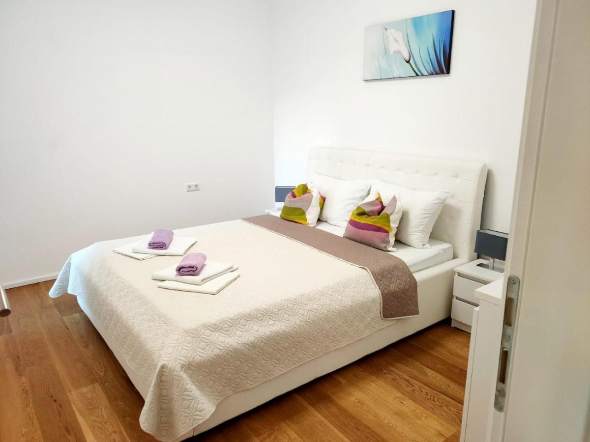 Apartments Elin Omiš Εξωτερικό φωτογραφία