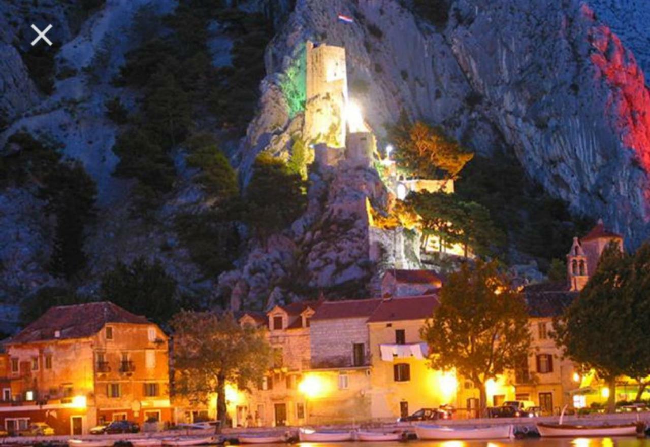 Apartments Elin Omiš Εξωτερικό φωτογραφία
