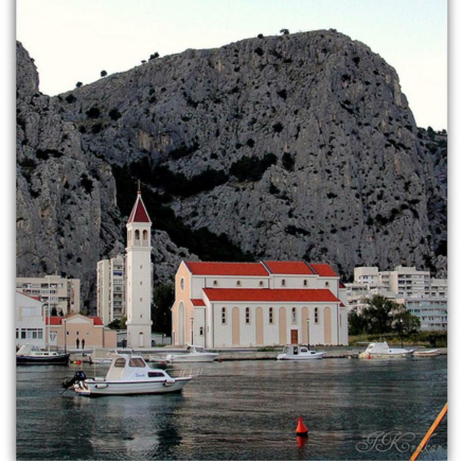 Apartments Elin Omiš Εξωτερικό φωτογραφία