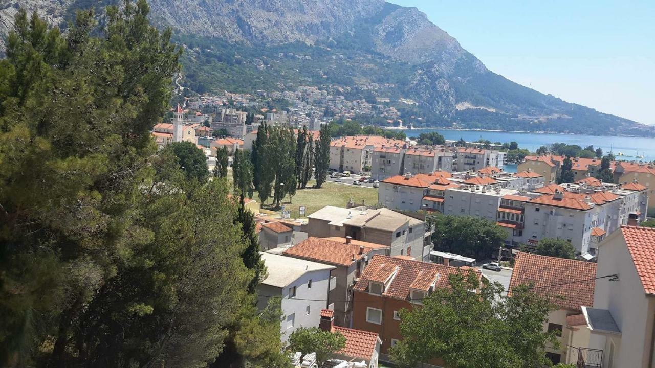 Apartments Elin Omiš Εξωτερικό φωτογραφία