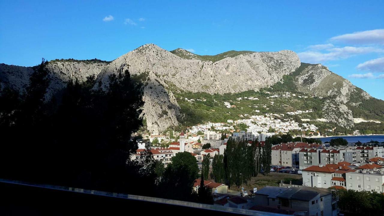Apartments Elin Omiš Εξωτερικό φωτογραφία